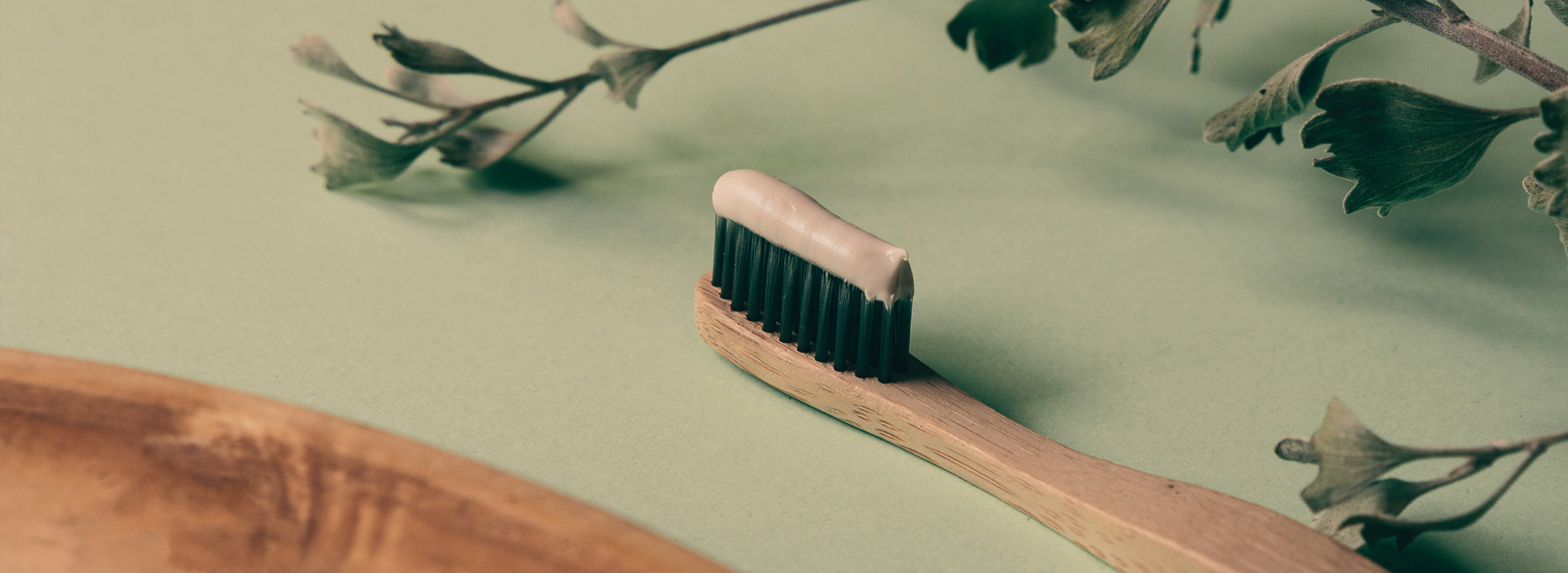 Die Geschichte der Zahnbürste Zahnärzte am CentrO.